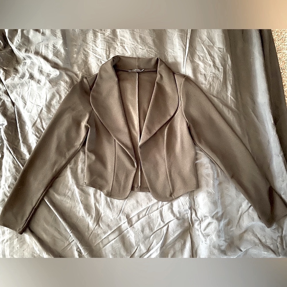 Papaya - GUC - Womens Medium Short Black Coat